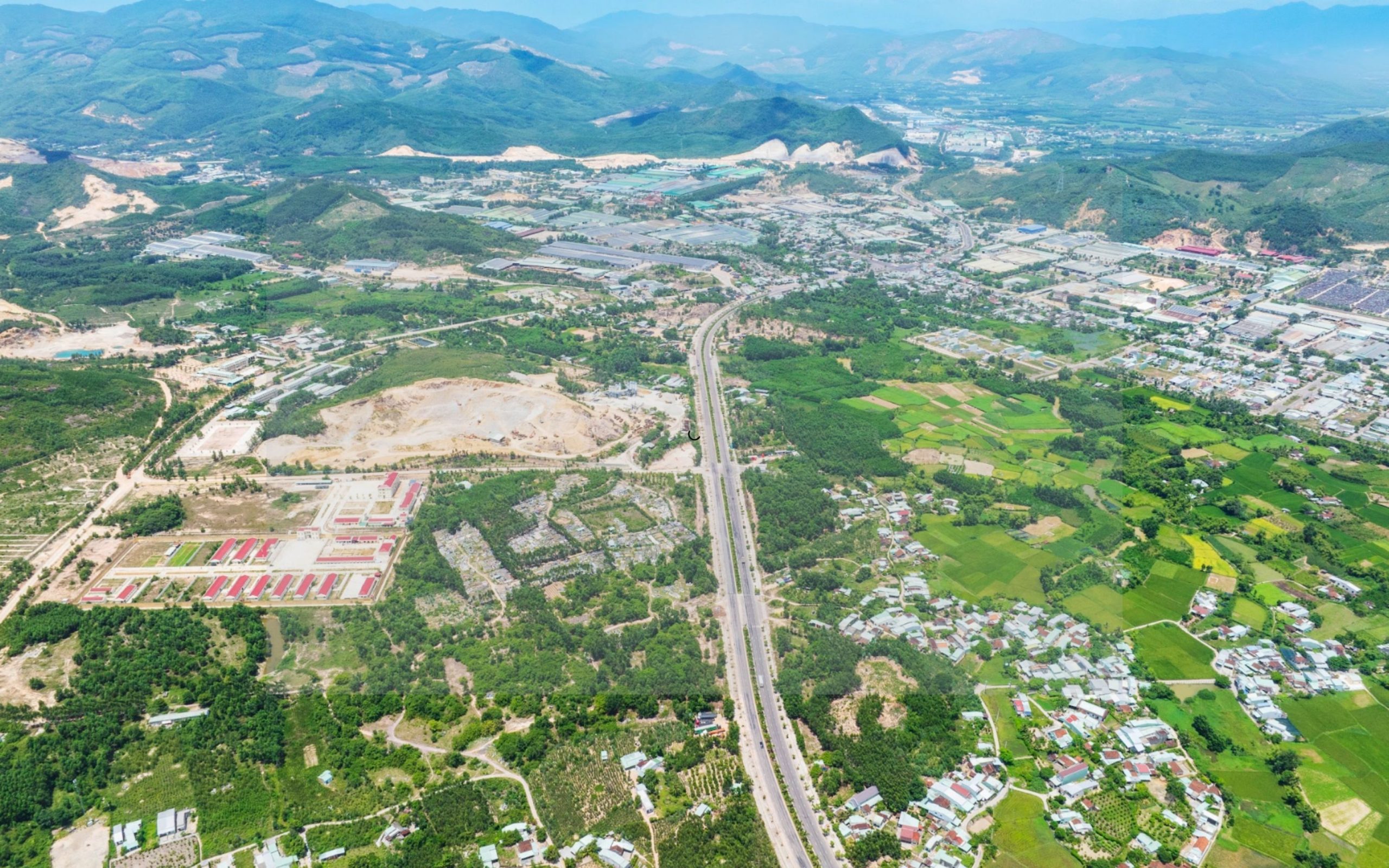 Hình ảnh toàn cảnh bất động sản công nghiệp Nhơn Tân