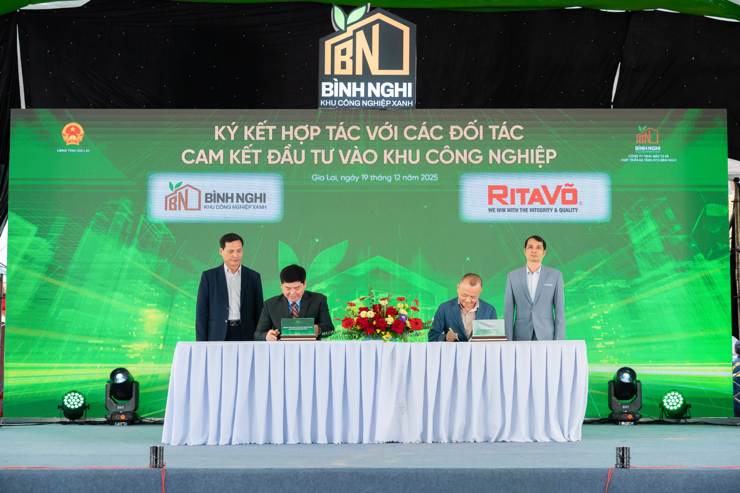KCN Bình Nghi ký kết cùng các đơn vị đối tác trong việc thuê đất khu công nghiệp